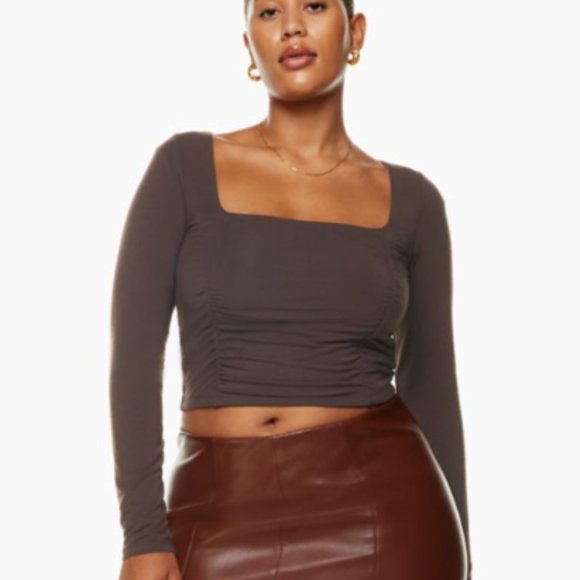 ARITZIA cropped long-sleeve - Picture 3 of 3